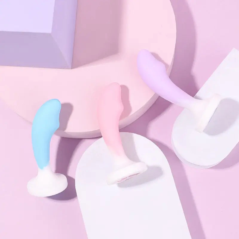 3 Colors Small Smooth Silicone Anal Plug With Gem Base For Beginners