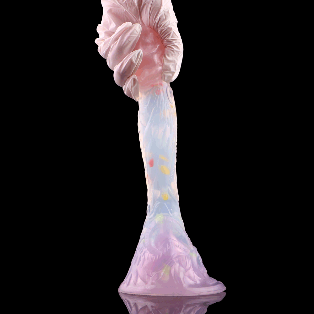 4.72in 5.9in 7.08in 8.66in Silicone Fantasy Soft Women Dildo With Key Chain
