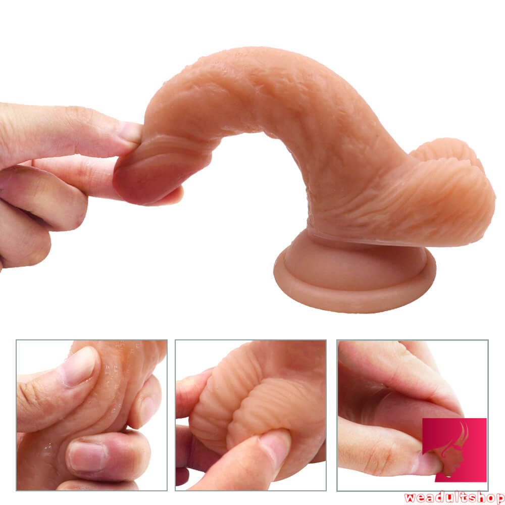 6.1in Women Using Dildo Soft Flexible Sex Toy For Women
